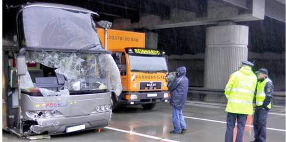 Rusza proces w sprawie wypadku autokaru pod Berlinem. 14 osób zginęło