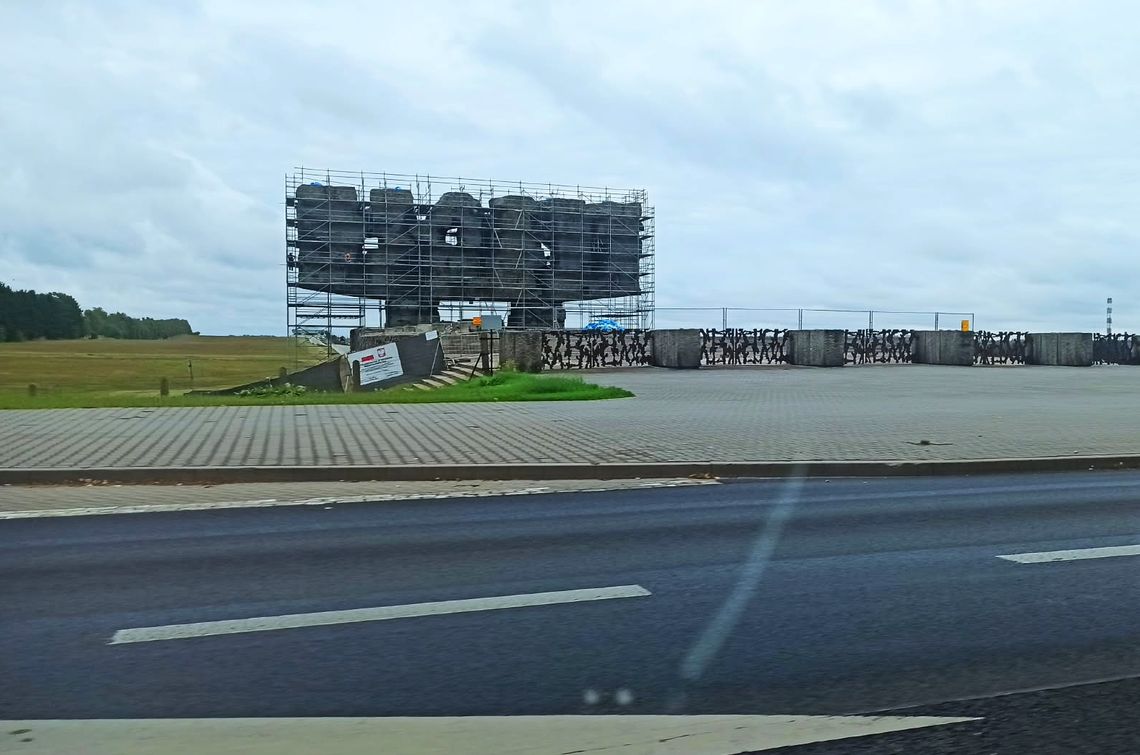Rusza remont pomnika na Majdanku. Potrwa dwa lata Rusza remont pomnika na Majdanku. Potrwa dwa lata