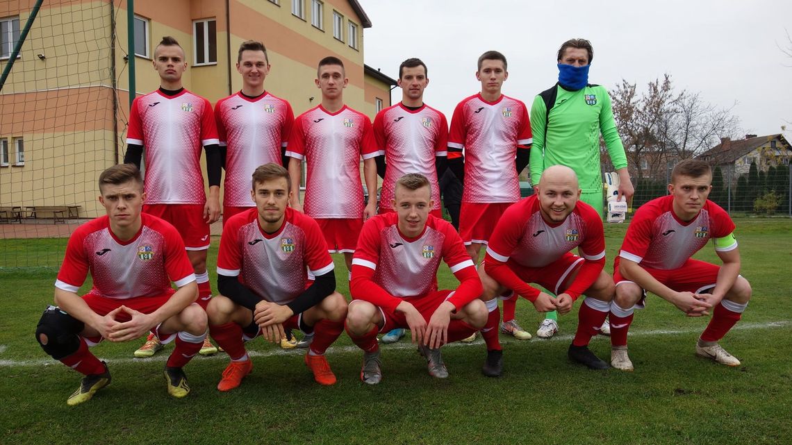 Rusza runda wiosenna w bialskiej klasie okręgowej. Unia Żabików i Grom Kąkolewnica faworytami Rusza runda wiosenna w bialskiej klasie okręgowej. Unia Żabików i Grom Kąkolewnica faworytami