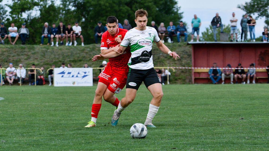 Ruszył Puchar Starostów. Męczarnie Huczwy i sensacyjna wygrana Cosmosu Józefów