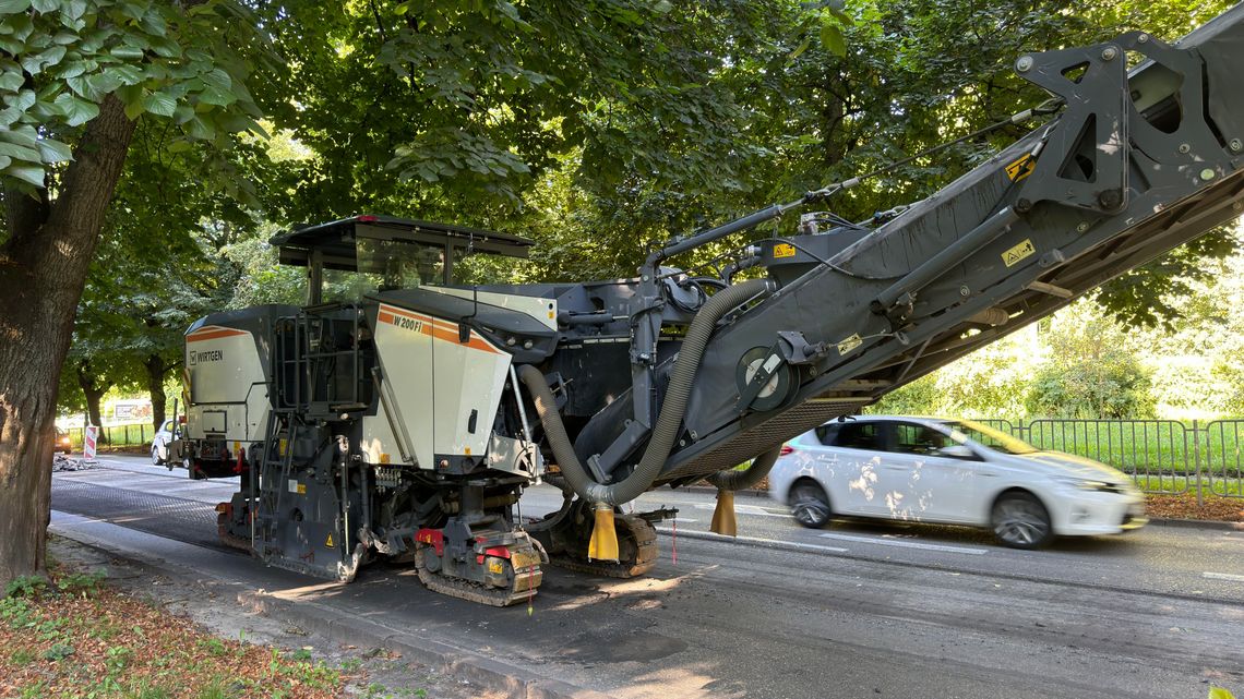 Ruszył remont Sowińskiego. Na miejscu ciężki sprzęt