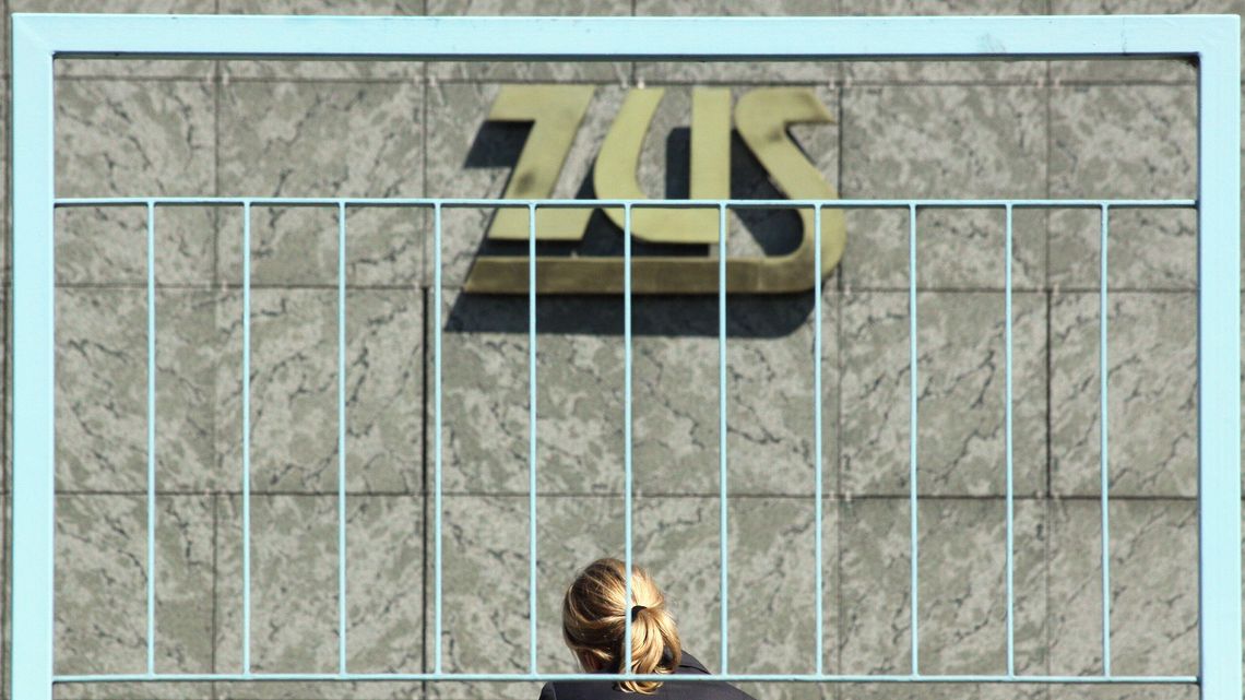 Ruszyły wypłaty renty wdowiej. 9,3 mln zł trafiło już do mieszkańców naszego regionu Ruszyły wypłaty renty wdowiej. 9,3 mln zł trafiło już do mieszkańców naszego regionu