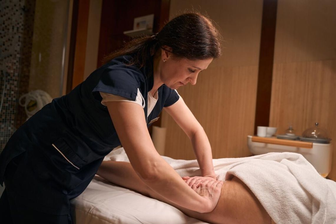 Rynek wellness rośnie, a masażyści wciąż są potrzebni. Jak wejść do tej branży? Rynek wellness rośnie, a masażyści wciąż są potrzebni. Jak wejść do tej branży?