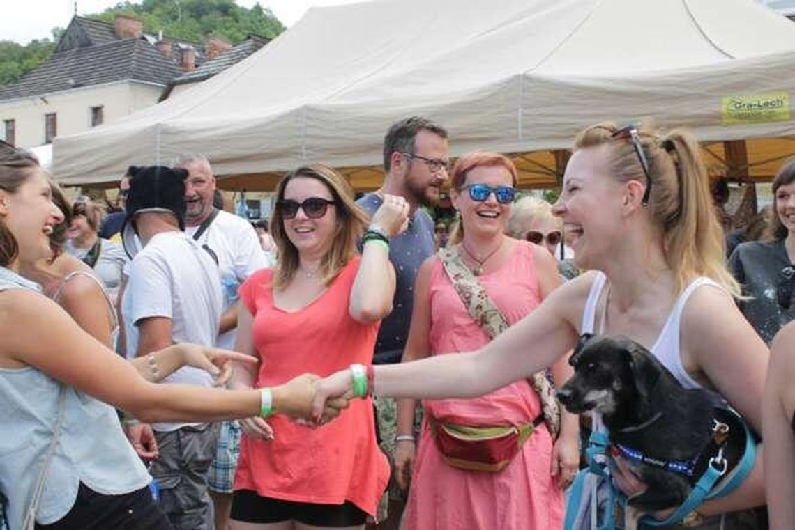 Rynek zatrząsł się od śmiechu. Rekordowa edycja Kazimiernikejszyn