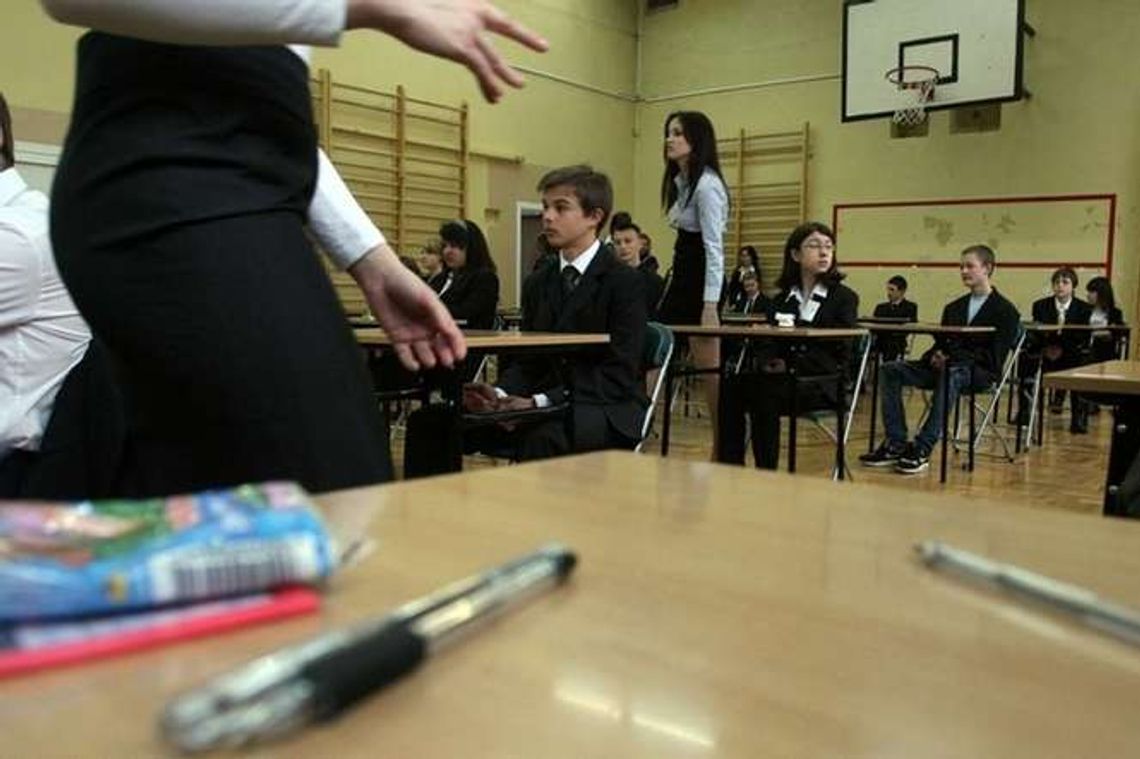 Rząd odłoży reformę edukacji? MEN zaprzecza 