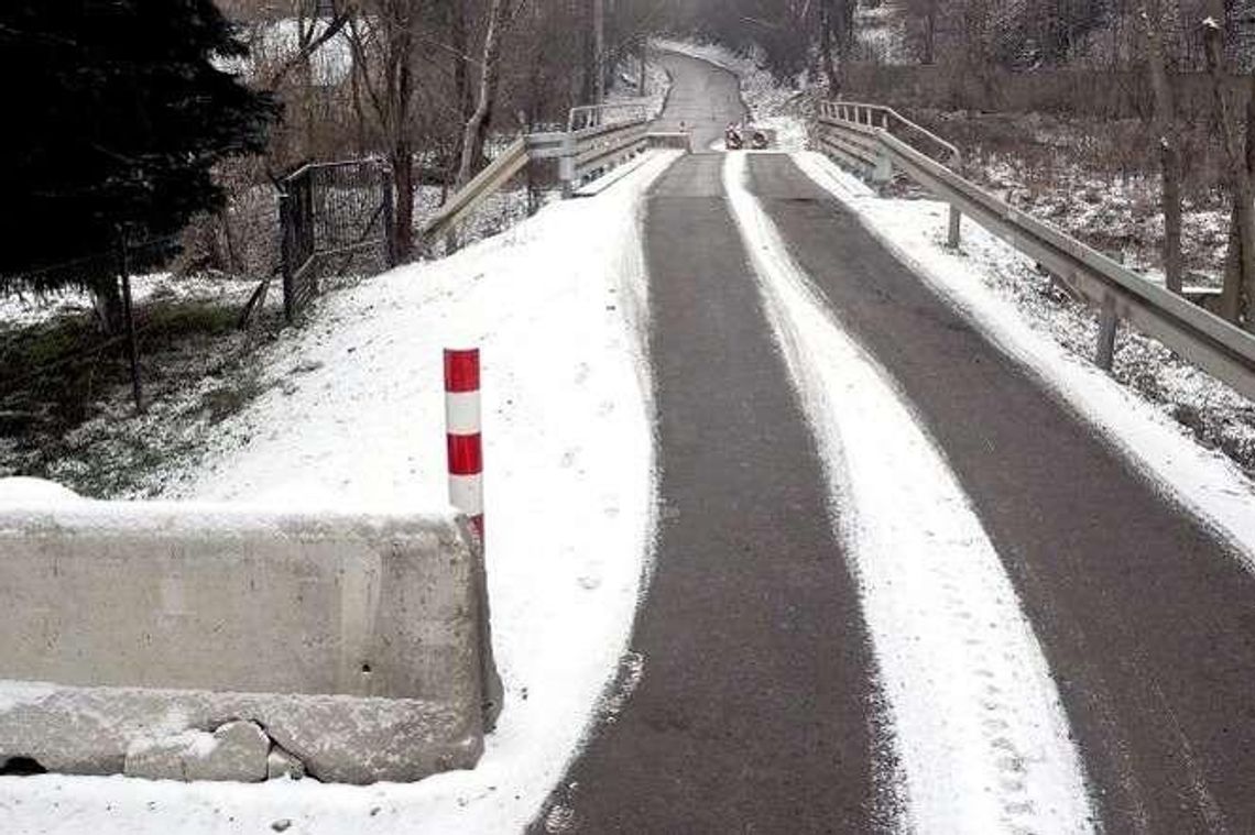 Rzeka przepustem. Tak rozwiążą problem mostu na Czechówce Rzeka przepustem. Tak rozwiążą problem mostu na Czechówce