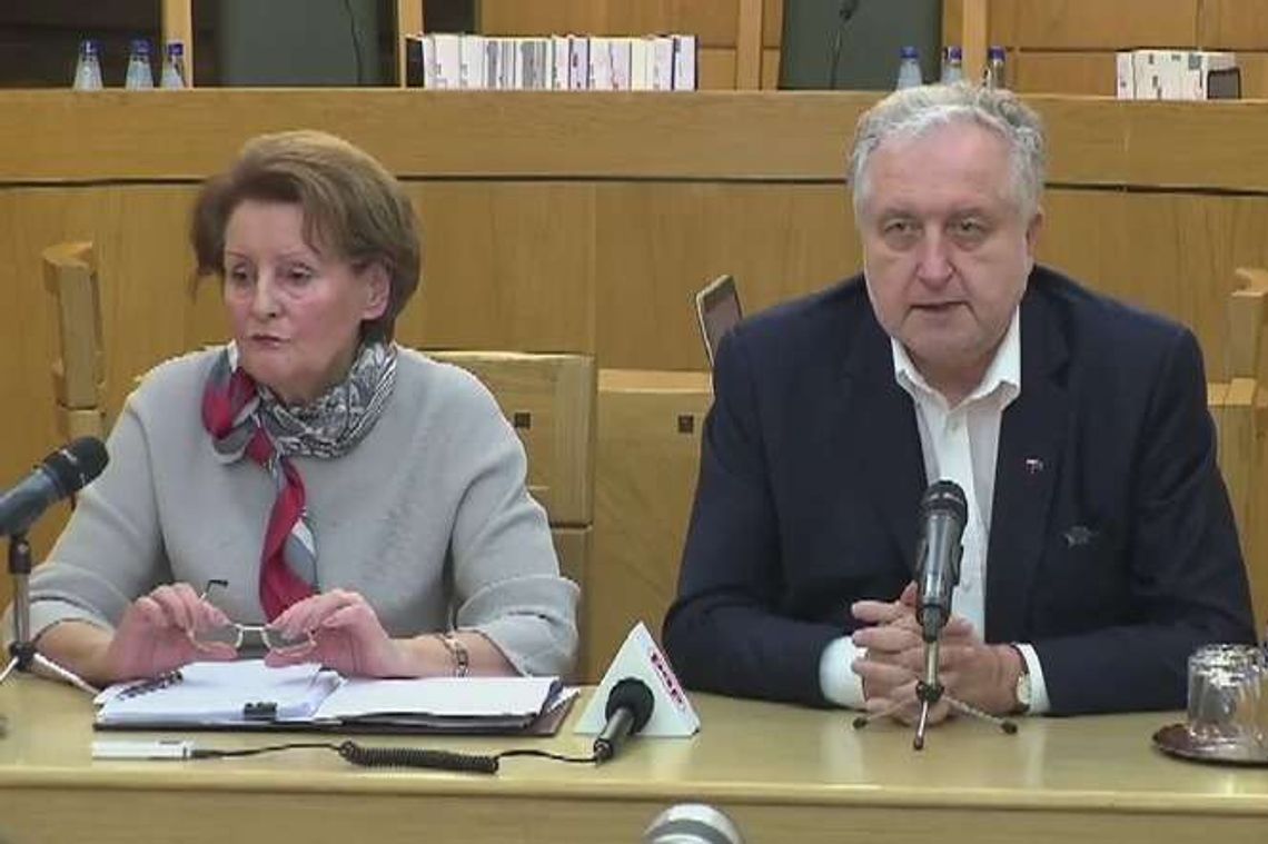 Rzepliński: Włączyłem do grupy orzekającej sędziów wybranych 2 grudnia