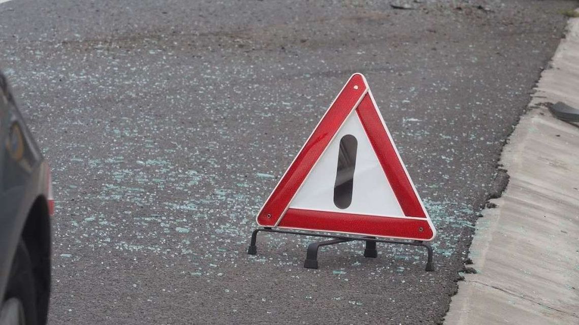 S17 całkowicie zablokowana po wypadku w Bogucinie