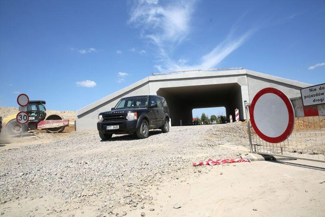 S17: Na Sikorówkę pod wiaduktem