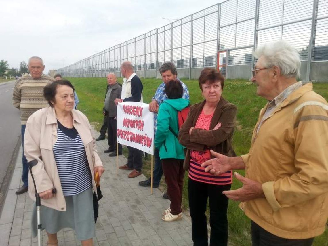 S17. Protest mieszkańców Kalinówki na serwisówce