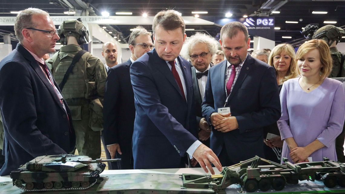 Salon zbrojeniowy w Kielcach. Nie zabrakło śmigłowców ze Świdnika [zdjęcia]