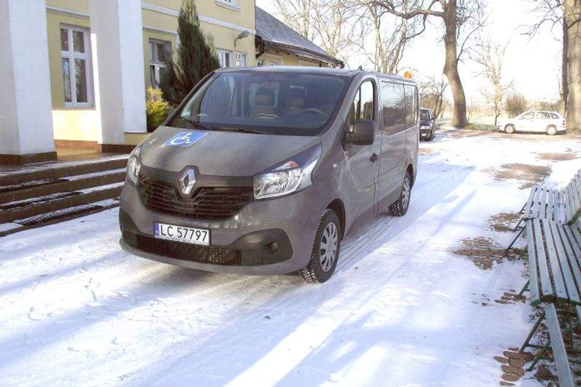 Samochód dla domu pomocy w Chojnie Nowym Pierwszym