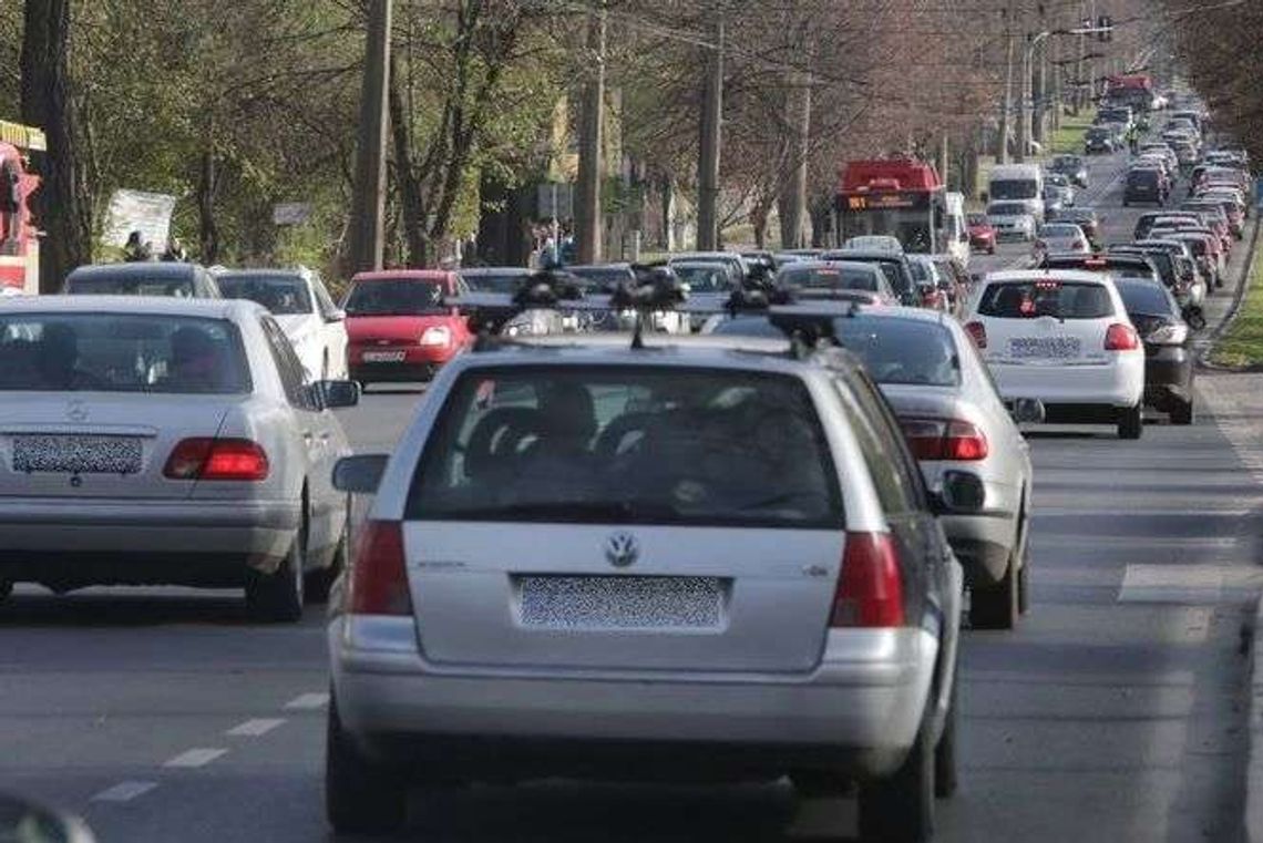 Samochód na abonament. Jak to działa?