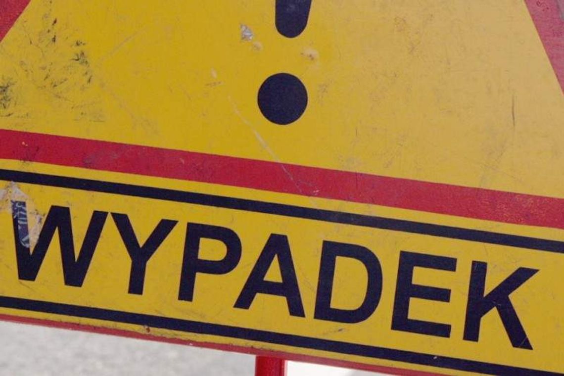 Samochód potrącił pieszego na drodze krajowej nr 76