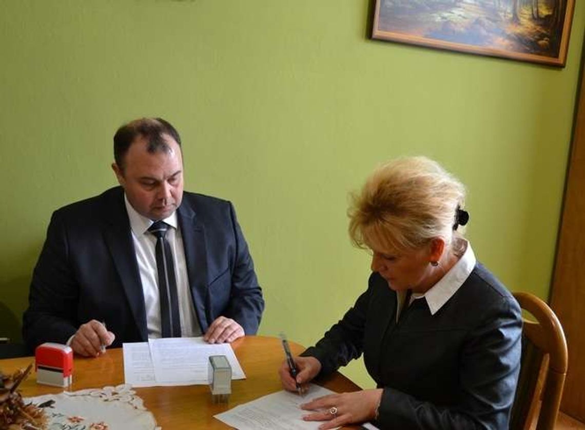 Samochód przemytnika w prezencie dla szkoły Samochód przemytnika w prezencie dla szkoły