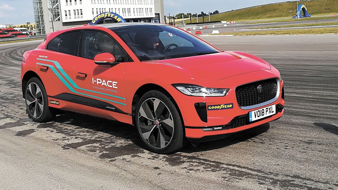 Samochód Roku 2019. 400 koni mocy, 470 kilometrów zasięgu Samochód Roku 2019. 400 koni mocy, 470 kilometrów zasięgu