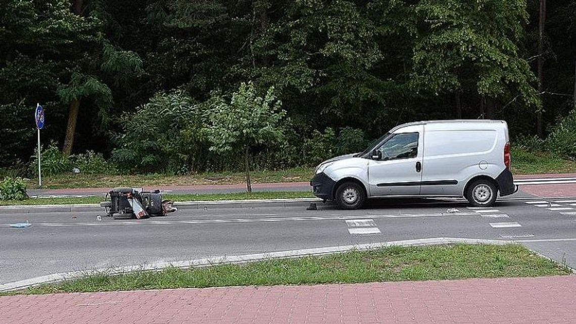 Samochód wjechał w mężczyznę na wózku inwalidzkim. Śmiertelny wypadek w Poniatowej