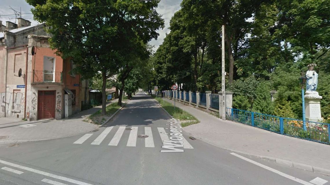 Samochody miały jeździć bocznymi uliczkami. Mieszkańcy zaprotestowali. Objazdów nie ma
