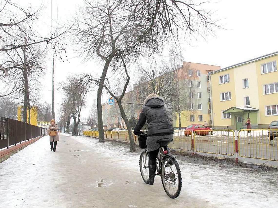 Samochody w Białej Podlaskiej ważniejsze od rowerzystów 