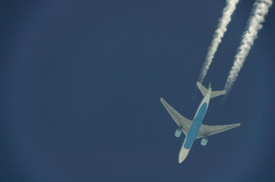 Samoloty nad lotniskiem w Świdniku (zdjęcia)