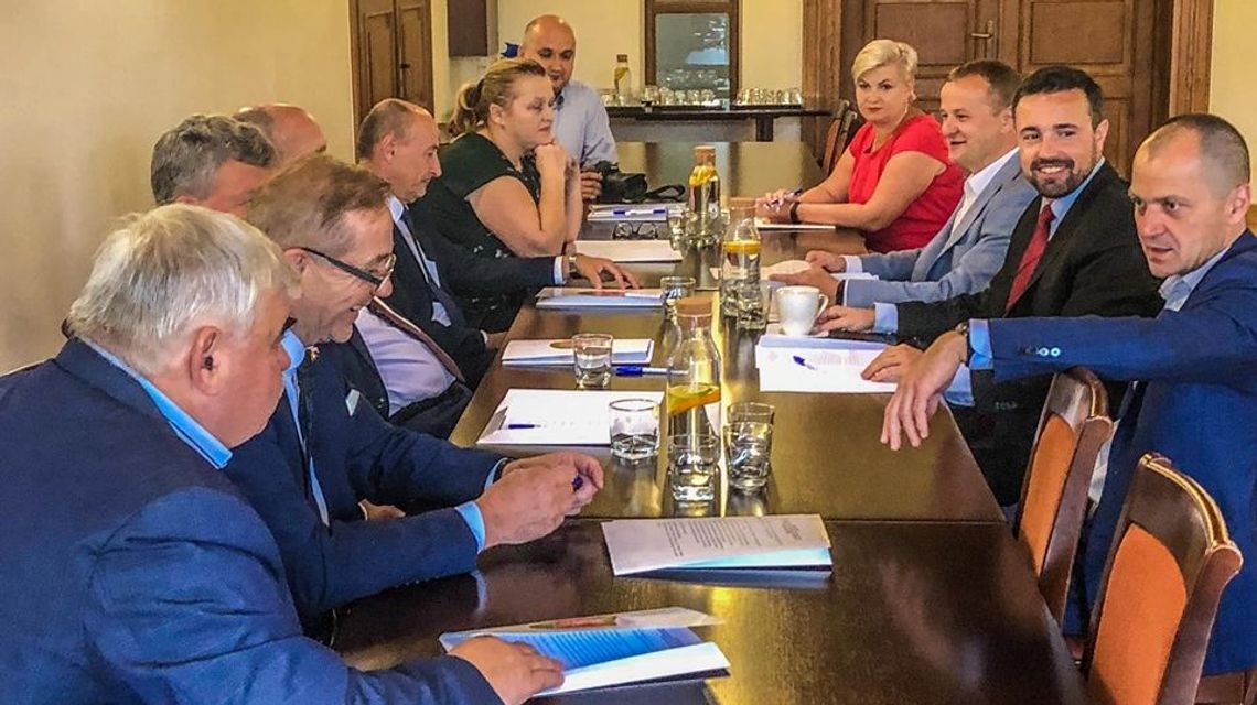 Samorządy z powiatu bialskiego razem. Powstaje stowarzyszenie Euroregion Przybuże Samorządy z powiatu bialskiego razem. Powstaje stowarzyszenie Euroregion Przybuże