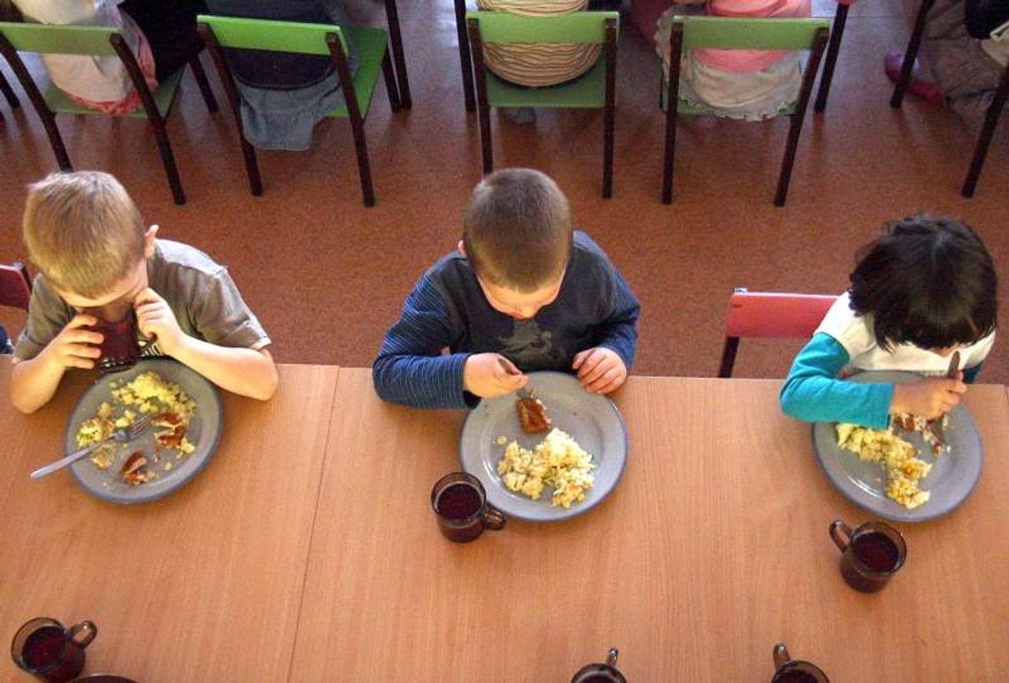 Samotnemu rodzicowi łatwiej zapisać dziecko do przedszkola. Ale będą kontrole Samotnemu rodzicowi łatwiej zapisać dziecko do przedszkola. Ale będą kontrole