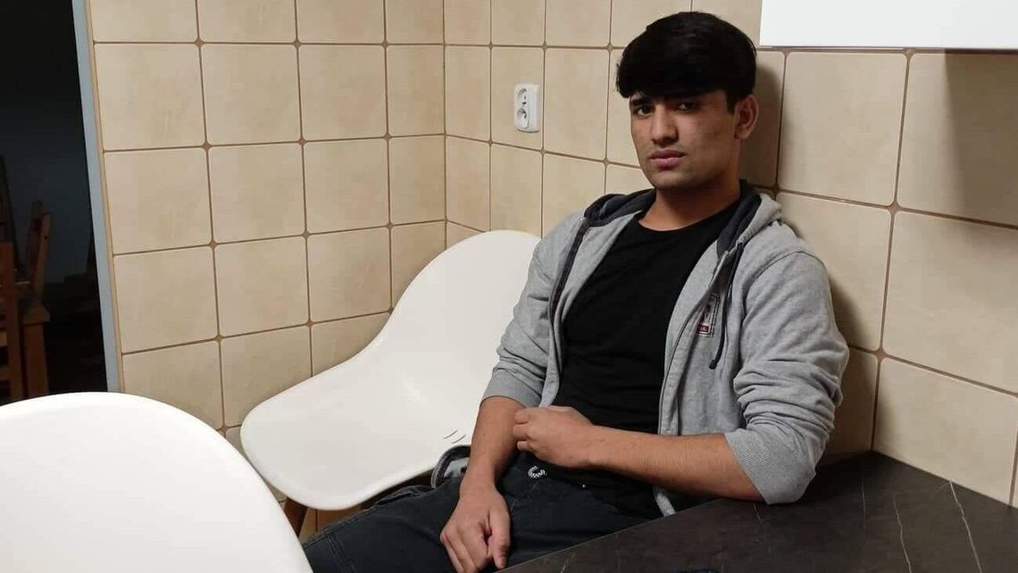 Sani będzie mieć pracę. Hotel w Janowie Podlaskim daje szansę 17-letniemu Afgańczykowi