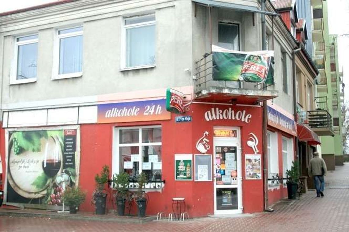 Sąsiedzka wojna o sklep całodobowy. Kto zakłóca spokój na osiedlu?