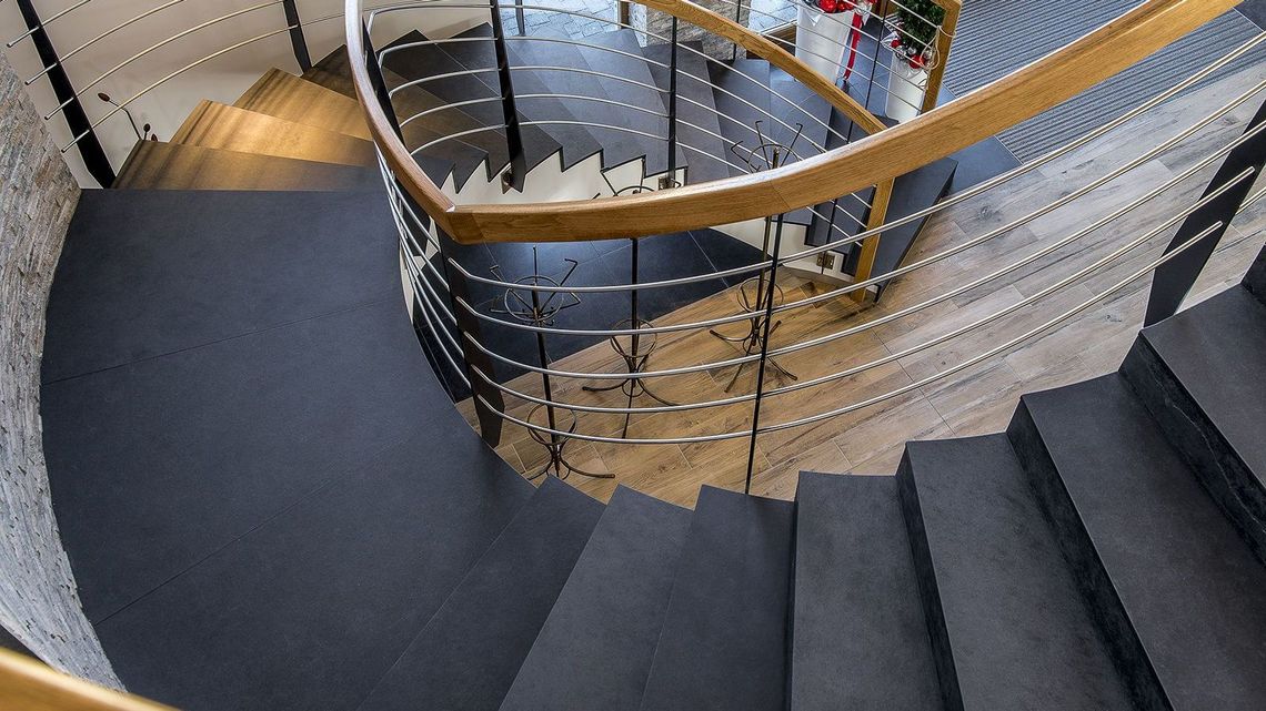 Schody marmurowe i granitowe. Czym kierować się przy wyborze Schody marmurowe i granitowe. Czym kierować się przy wyborze