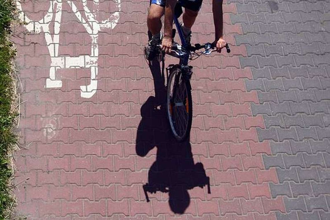 Ścieżki rowerowe na Diamentowej będą czarne i węższe