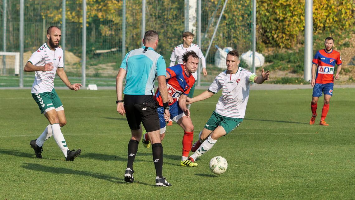 Sędziowie piłki nożnej chcą podwyżek. Na razie urlopy zamiast strajku Sędziowie piłki nożnej chcą podwyżek. Na razie urlopy zamiast strajku