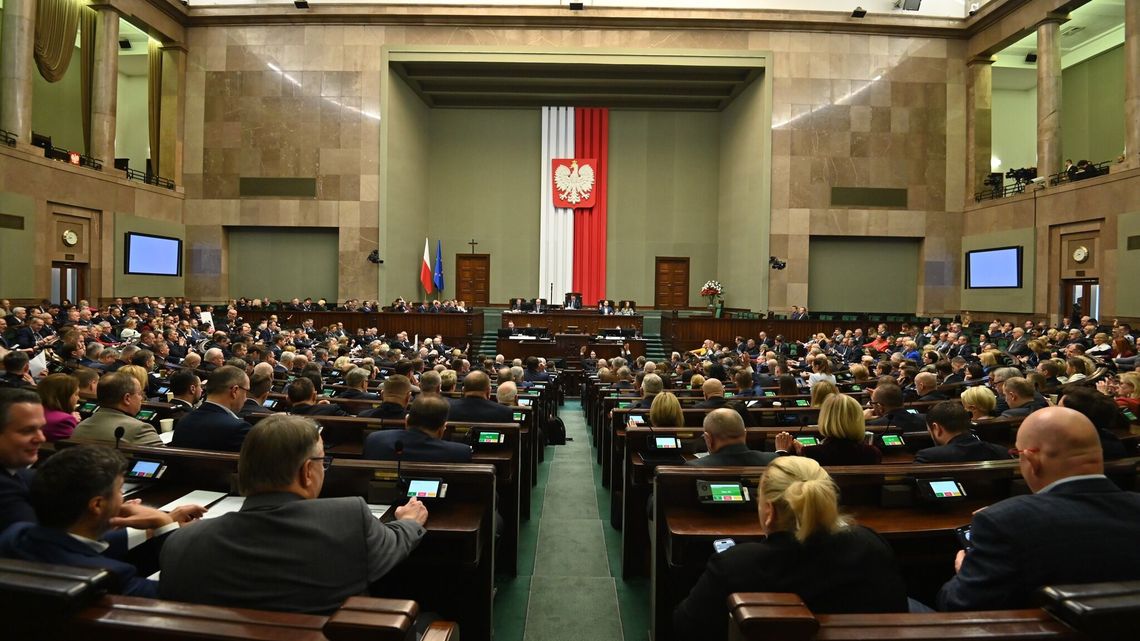 Sejm przyjął budżet państwa. Ale to jeszcze nie koniec Sejm przyjął budżet państwa. Ale to jeszcze nie koniec