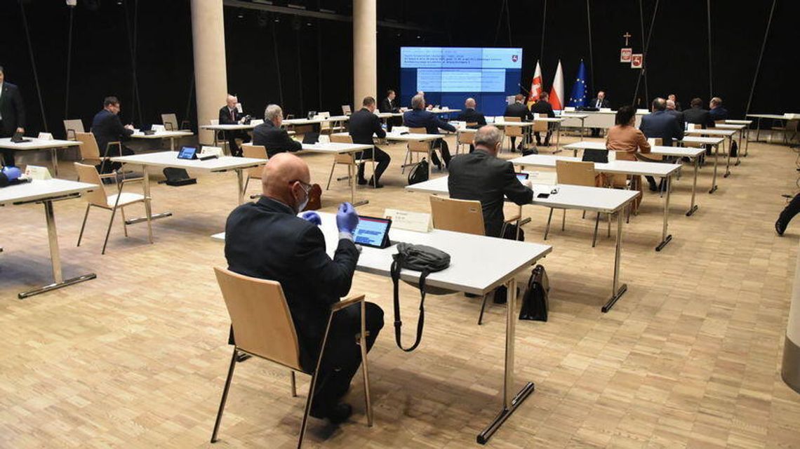 Sejmik Wojewódzki odrzucił skargę Rzecznika Praw Obywatelskich. Chodzi o stanowisko dotyczące LGBT