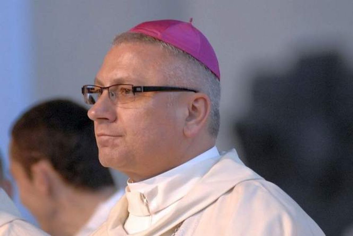 Sekretarz Episkopatu sfałszował komunikat? "Niczego nie dopisywał"