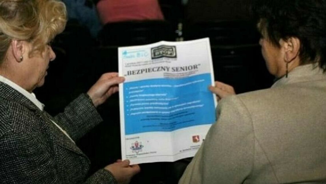 Seniorzy oszukani metodą na wnuczka. Stracili blisko 85 tysięcy złotych