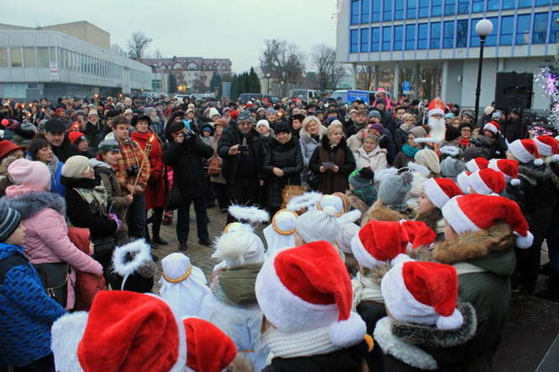 Setki mieszkańców Puław na Wigilii Miejskiej (zdjęcia)