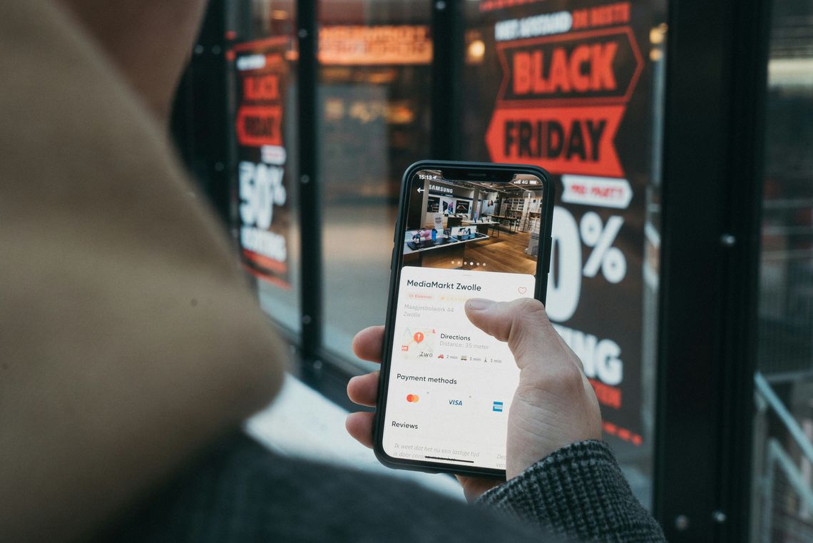 Sezonowy boom w e-commerce. Jak przygotować widoczność sklepu na Black Friday i święta? Sezonowy boom w e-commerce. Jak przygotować widoczność sklepu na Black Friday i święta?