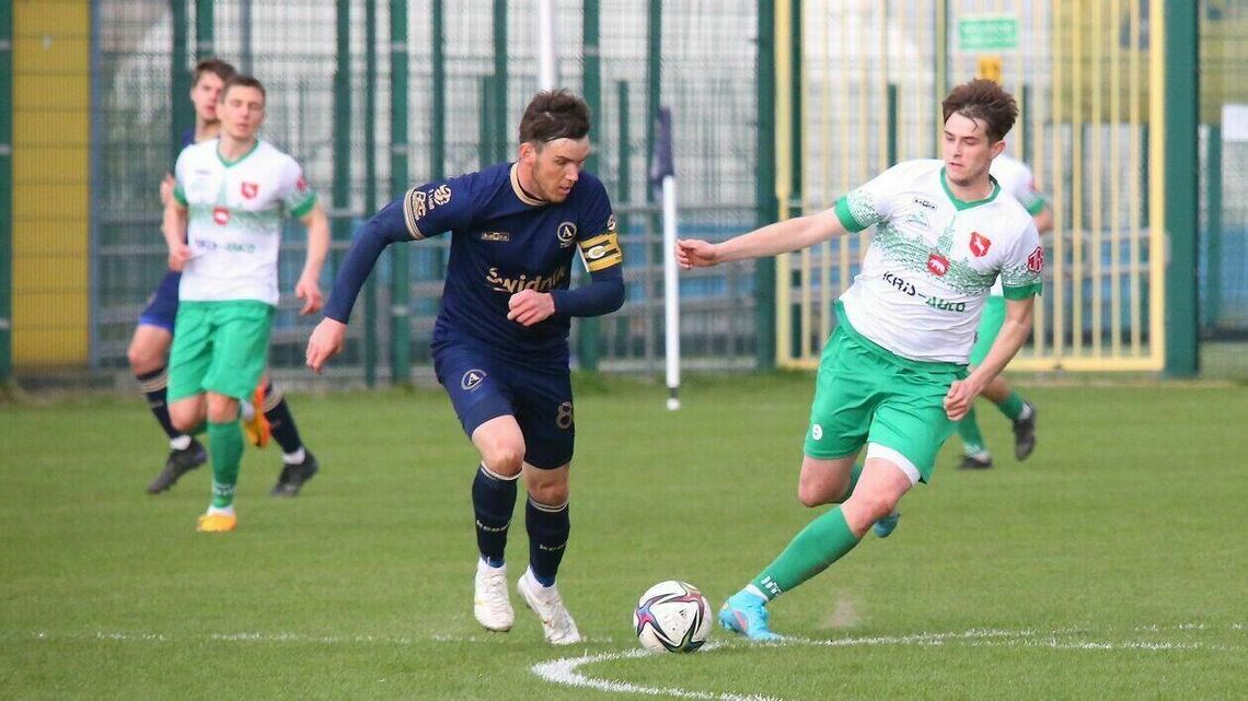 Siarka Tarnobrzeg – Avia Świdnik 0:1, czwarta wygrana z rzędu i pozostałe wyniki III ligi Siarka Tarnobrzeg – Avia Świdnik 0:1, czwarta wygrana z rzędu i pozostałe wyniki III ligi