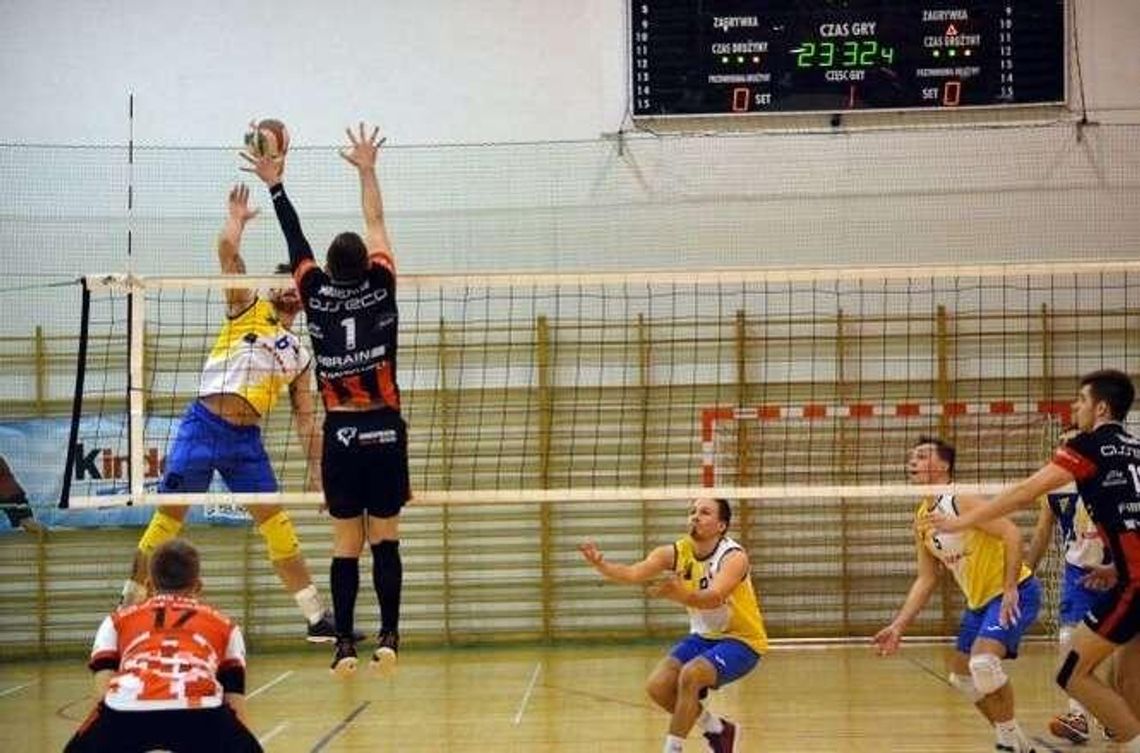 Siatkarze Avii nie wykorzystali szansy i przegrali z Rzeszowem
