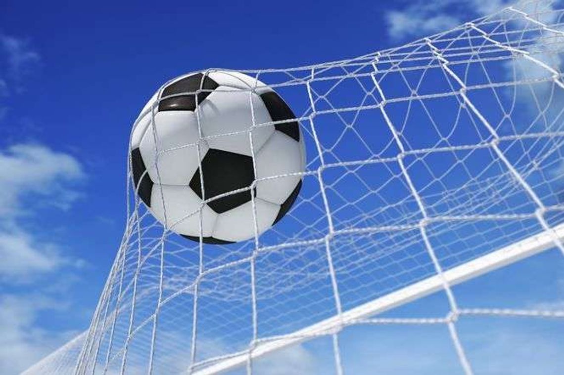 Siatki sportowe na miarę profesjonalnego boiska