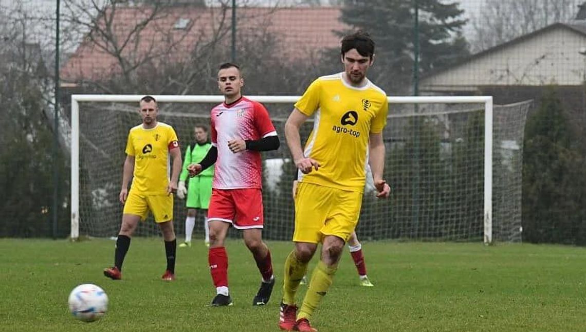 Siedem goli Orląt Łuków w pierwszej połowie, Victoria Parczew pokonała ŁKS Łazy