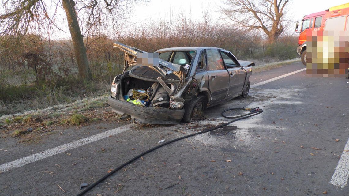 Siedliska: Wypadek audi, samochodem podróżowało pięć młodych osób