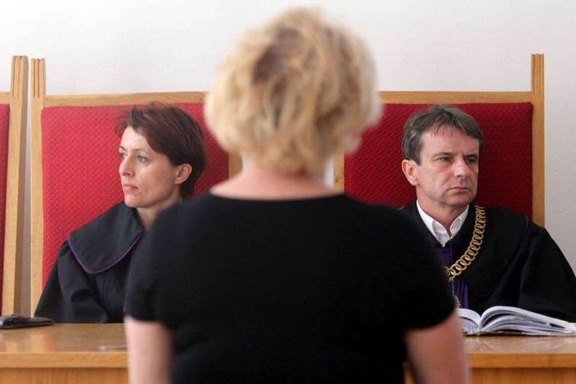 Siedzieli, choć byli niewinni. Teraz chcą milionów Siedzieli, choć byli niewinni. Teraz chcą milionów