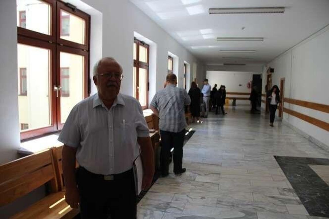 Siekierka poszedł na ugodę z prezydentem Białej Podlaskiej