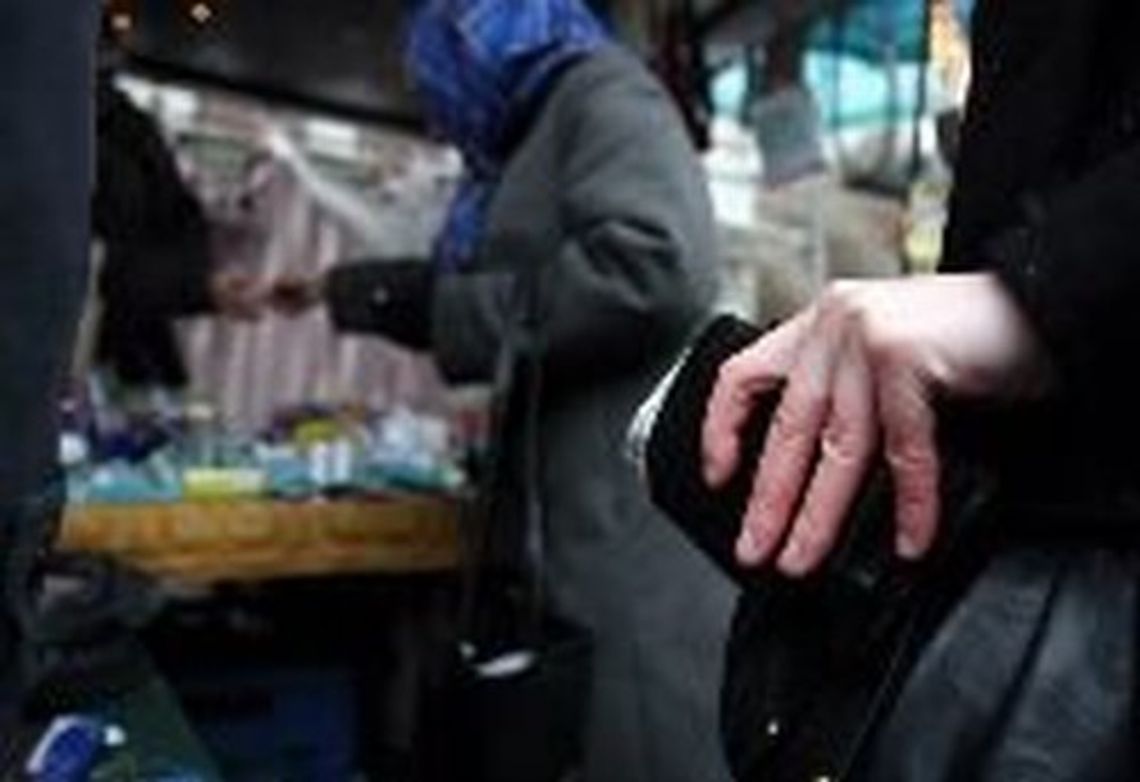 Siennica Nadolna. Straciła portfel na zakupach Siennica Nadolna. Straciła portfel na zakupach