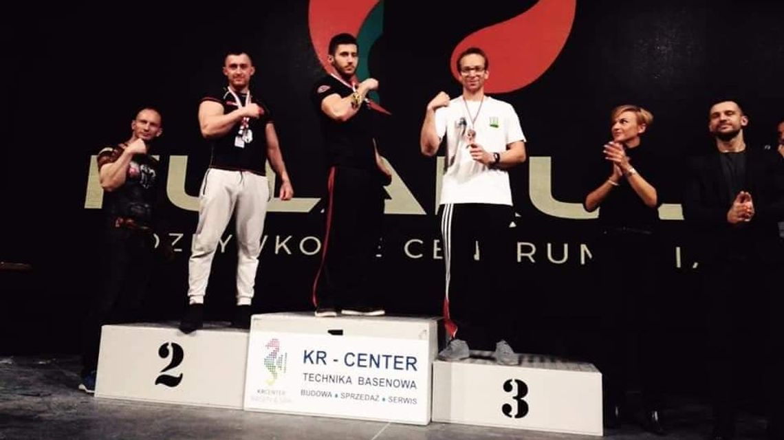 Siłacze z Fire Hand Lublin zdobyli srebro na Mistrzostwach Polski w armwrestlingu Siłacze z Fire Hand Lublin zdobyli srebro na Mistrzostwach Polski w armwrestlingu