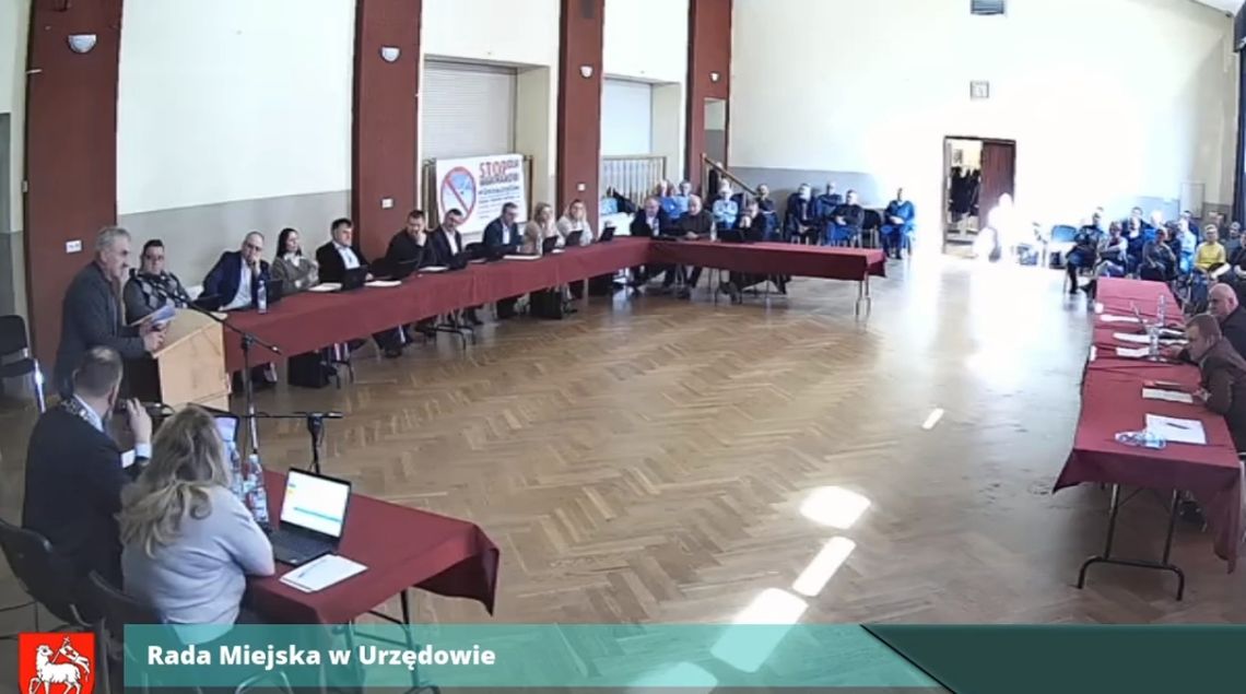 sesja RM Urzędów, radni za stołami