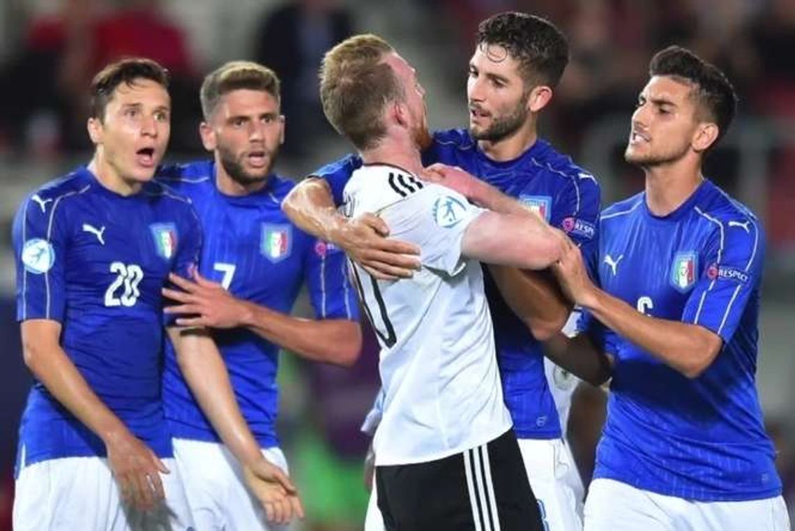 Skandal podczas ME U-21 w Polsce? "To, co zrobili Niemcy i Włosi, to wielka hańba!" Skandal podczas ME U-21 w Polsce? "To, co zrobili Niemcy i Włosi, to wielka hańba!"