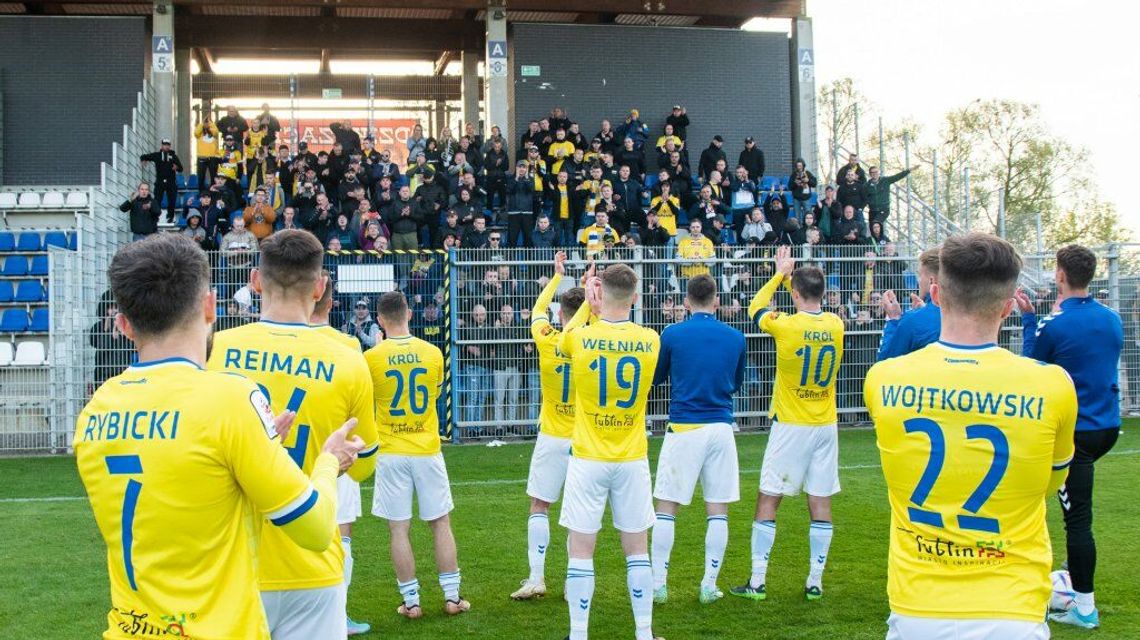 Skandal przed barażem Kotwica Kołobrzeg – Motor Lublin. Kibice gości nie obejrzą meczu z trybun?