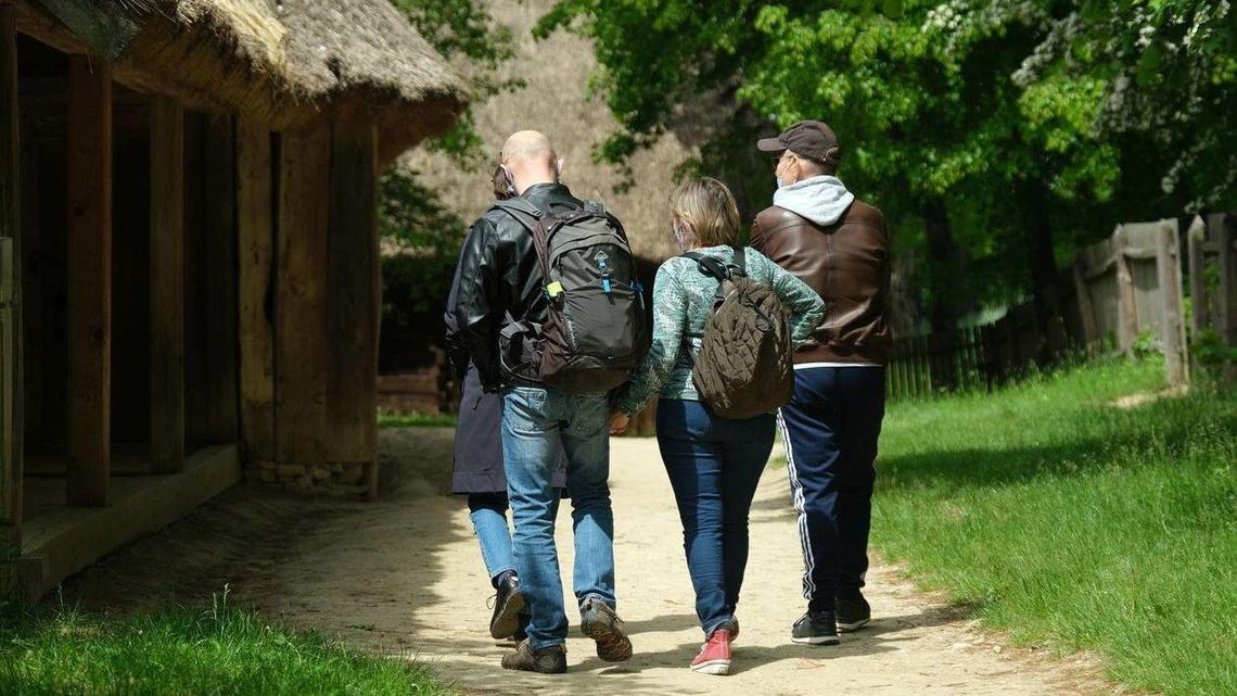 Skansen czeka na gości. Zwiedzanie na razie bez przewodnika Skansen czeka na gości. Zwiedzanie na razie bez przewodnika